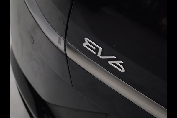 Kia Ev6 Plus 77.4 kWh [TREKHAAK, APPLE CARPLAY, ANDROID, STOELVERWARMING, MERIDIAN SURROUND SOUND, MEMORY SEATS, CAMERA, PDC V+A, NAVIGATIE, LED, LEDER, CLIMATE CONTROL, BLUETOOTH, NIEUWSTAAT}