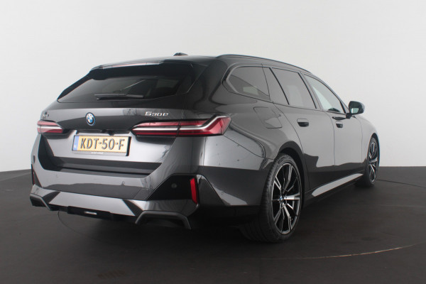 BMW 5 Serie Touring 530e xDrive M Sport > Trekhaak/20inch/Head-up/Shadow-Line/360 camera/H&K