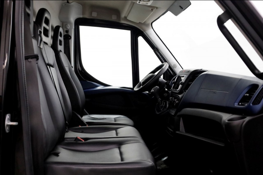 Iveco Daily 35S16 160pk HiMatic Automaat L1H1 LED/Airco/Camera Trekhaak 3500kg 06-2021