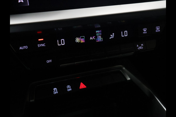 Audi A3 Limousine 35 TFSI Sport [APPLE CARPLAY, ANDROID, ADAPTIVE CRUISE CONTROL, DIGITAL DASH, FULL LED, CLIMATE CONTROL, BLUETOOTH, MMI NAVIGATIE PLUS,NIEUWSTAAT]