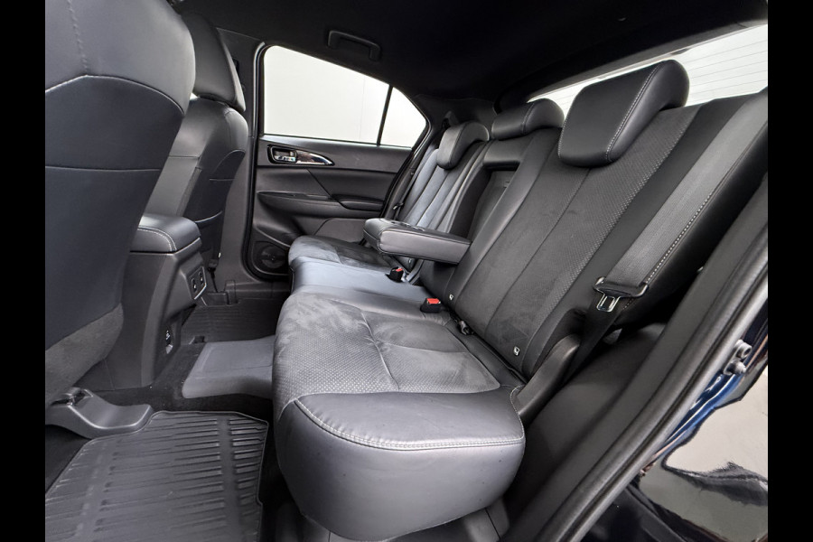 Mitsubishi Eclipse Cross 2.4I 188PK Automaat PHEV Hybride 360°Camera Adap.Cruise toel+Stuurverwarming Apple Carplay/Android Auto Navi Ecc Pdc Executive Lane Assist Privacy Glas Led Lmv Voicecontrol Regen-Lichtsensor Isofix Dodehoekdetectie 1.500KG Trekgewicht 1e Eigenaar Origineel Nederlandse Auto