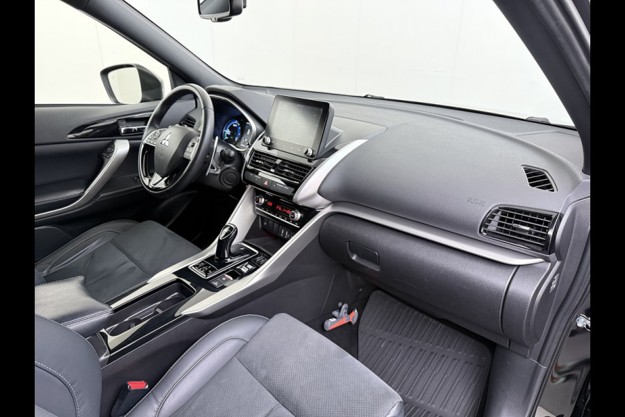 Mitsubishi Eclipse Cross 2.4I 188PK Automaat PHEV Hybride 360°Camera Adap.Cruise toel+Stuurverwarming Apple Carplay/Android Auto Navi Ecc Pdc Executive Lane Assist Privacy Glas Led Lmv Voicecontrol Regen-Lichtsensor Isofix Dodehoekdetectie 1.500KG Trekgewicht 1e Eigenaar Origineel Nederlandse Auto