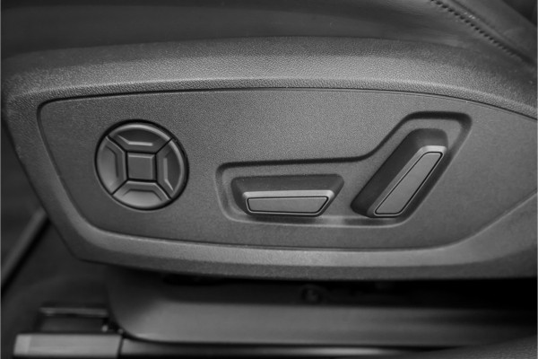 Audi A6 Avant 55 TFSI e Quattro Competition Pano Leder Memory HUD ACC Trekhaak
