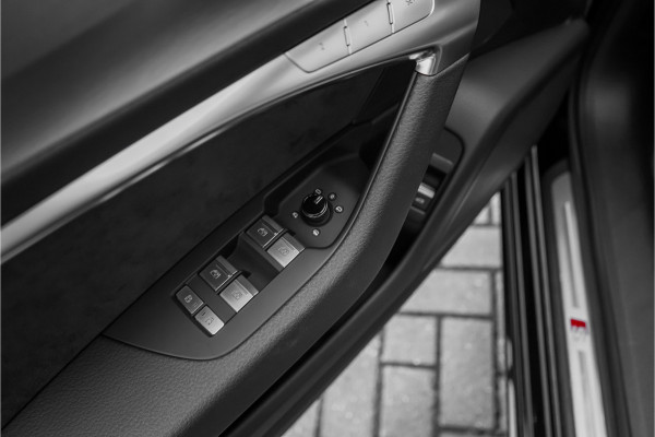 Audi A6 Avant 55 TFSI e Quattro Competition Pano Leder Memory HUD ACC Trekhaak