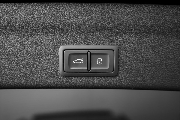 Audi A6 Avant 55 TFSI e Quattro Competition Pano Leder Memory HUD ACC Trekhaak