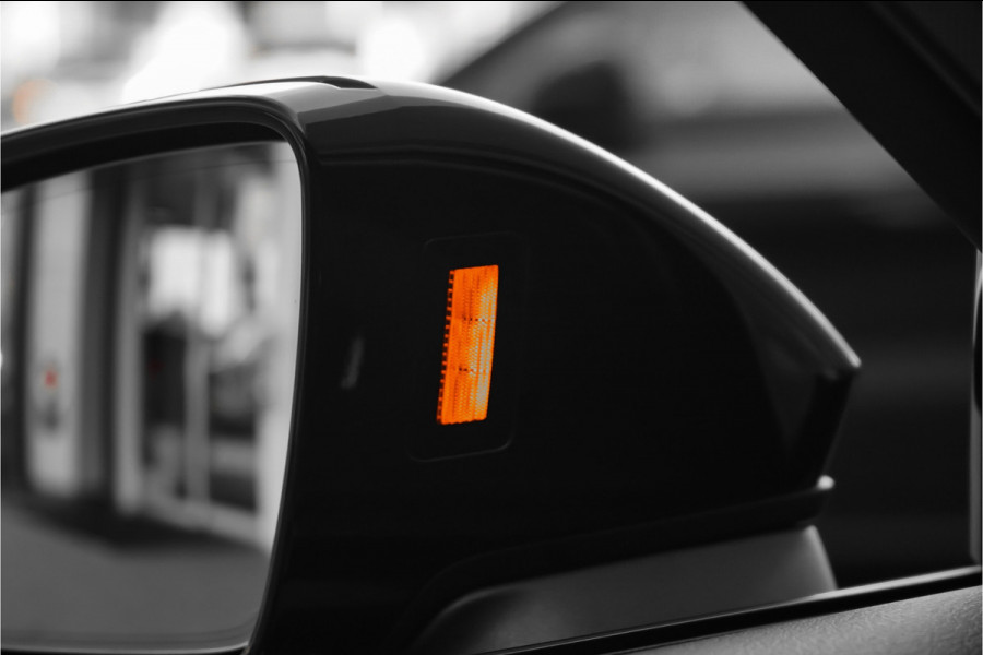 Audi A6 Avant 55 TFSI e Quattro Competition Pano Leder Memory HUD ACC Trekhaak