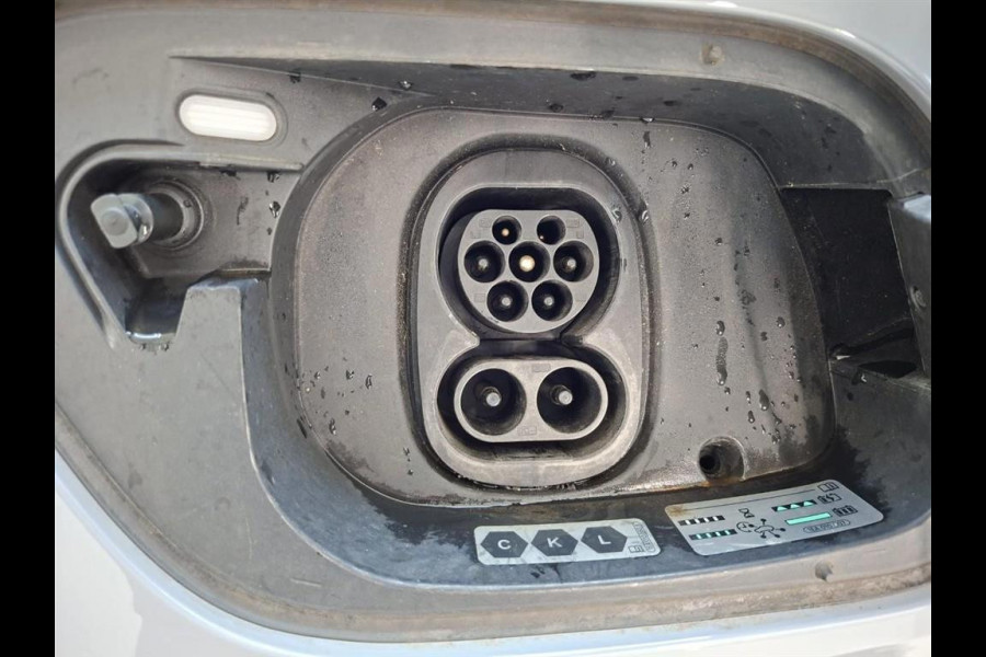 Volkswagen ID.4 Pro 77 kWh SOH 92.21 %|Stoelverw|