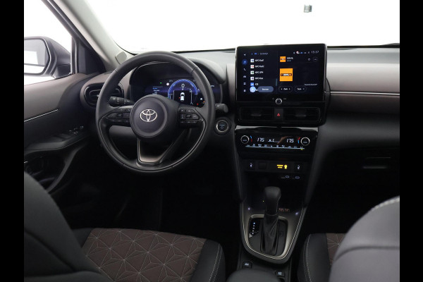 Toyota Yaris Cross 1.5 Hybrid Executive | Apple Carplay & AndroidAUTO | Stoelverwarming | Dodehoek detectie | Parkeersensoren |