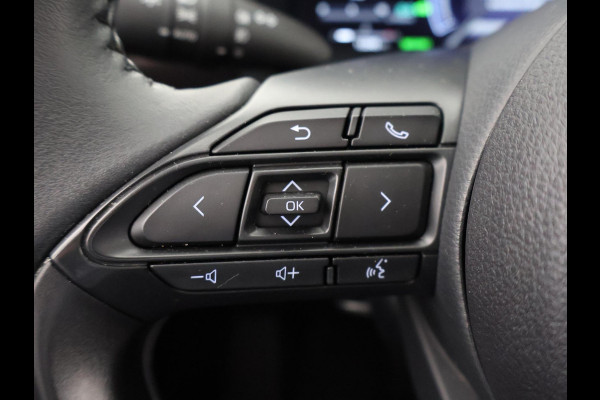 Toyota Yaris Cross 1.5 Hybrid Executive | Apple Carplay & AndroidAUTO | Stoelverwarming | Dodehoek detectie | Parkeersensoren |