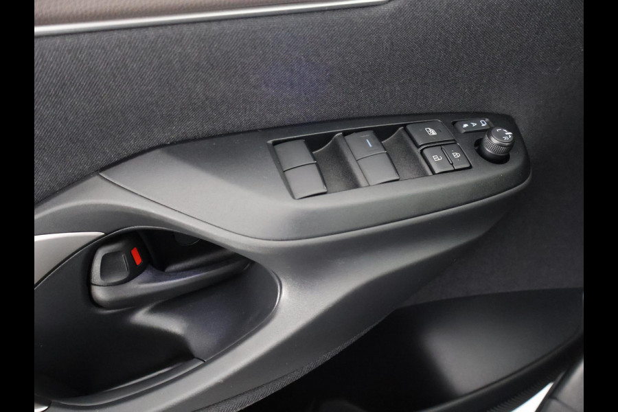 Toyota Yaris Cross 1.5 Hybrid Executive | Apple Carplay & AndroidAUTO | Stoelverwarming | Dodehoek detectie | Parkeersensoren |