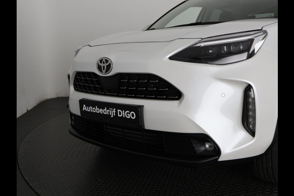 Toyota Yaris Cross 1.5 Hybrid Executive | Apple Carplay & AndroidAUTO | Stoelverwarming | Dodehoek detectie | Parkeersensoren |