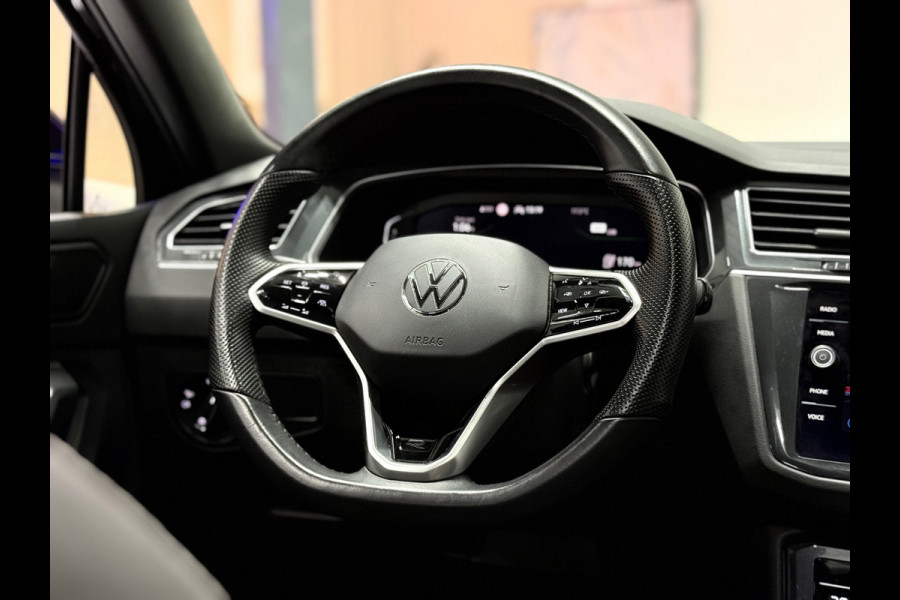 Volkswagen Tiguan 1.4 TSI eHybrid 245 PK 3x R-Line Aut.| Pano| SOH 100%| Virtual |Camera | Matrix | Keyless |ACC