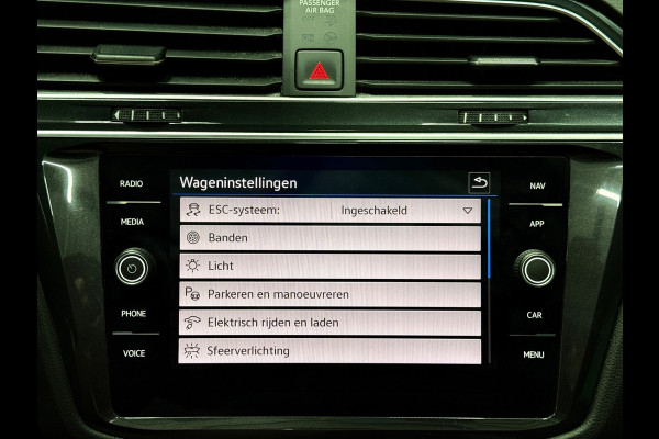 Volkswagen Tiguan 1.4 TSI eHybrid 245 PK 3x R-Line Aut.| Pano| SOH 100%| Virtual |Camera | Matrix | Keyless |ACC
