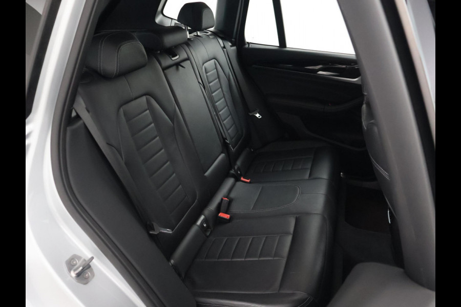 BMW X3 xDrive20i 184 PK M-SPORT H.E. EDITION + HEAD-UP | SFEERVERL. | CARPLAY | LEDER | CAMERA | 19 INCH