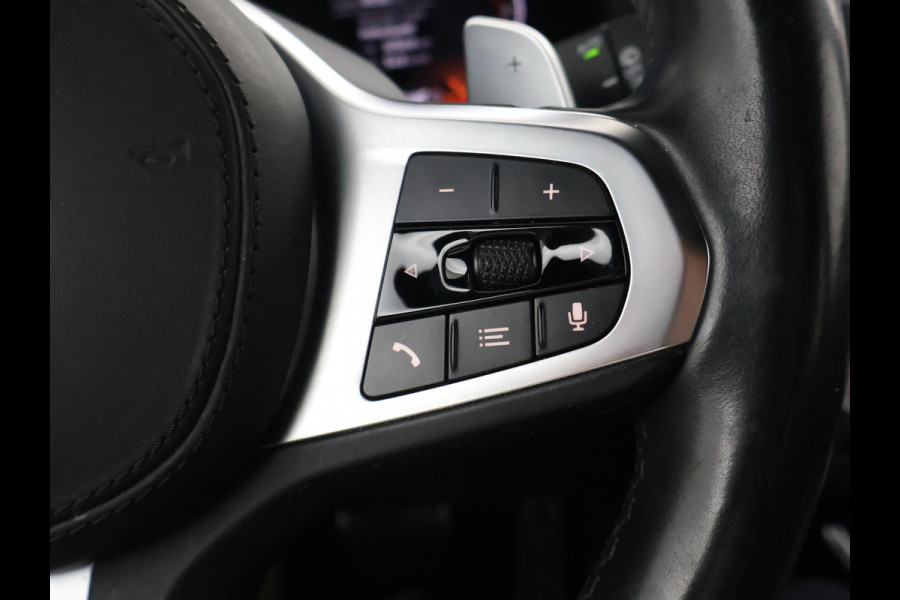 BMW X3 xDrive20i 184 PK M-SPORT H.E. EDITION + HEAD-UP | SFEERVERL. | CARPLAY | LEDER | CAMERA | 19 INCH