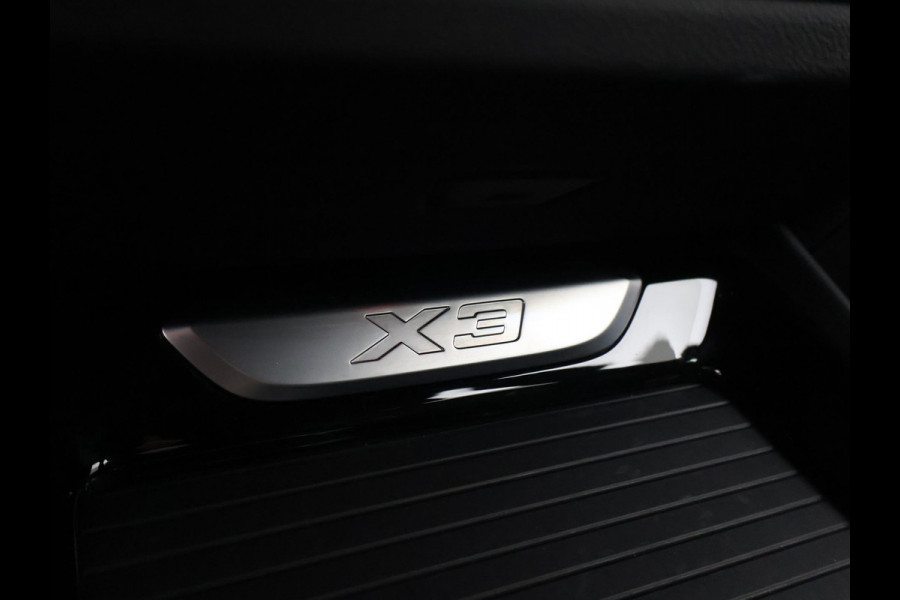 BMW X3 xDrive20i 184 PK M-SPORT H.E. EDITION + HEAD-UP | SFEERVERL. | CARPLAY | LEDER | CAMERA | 19 INCH