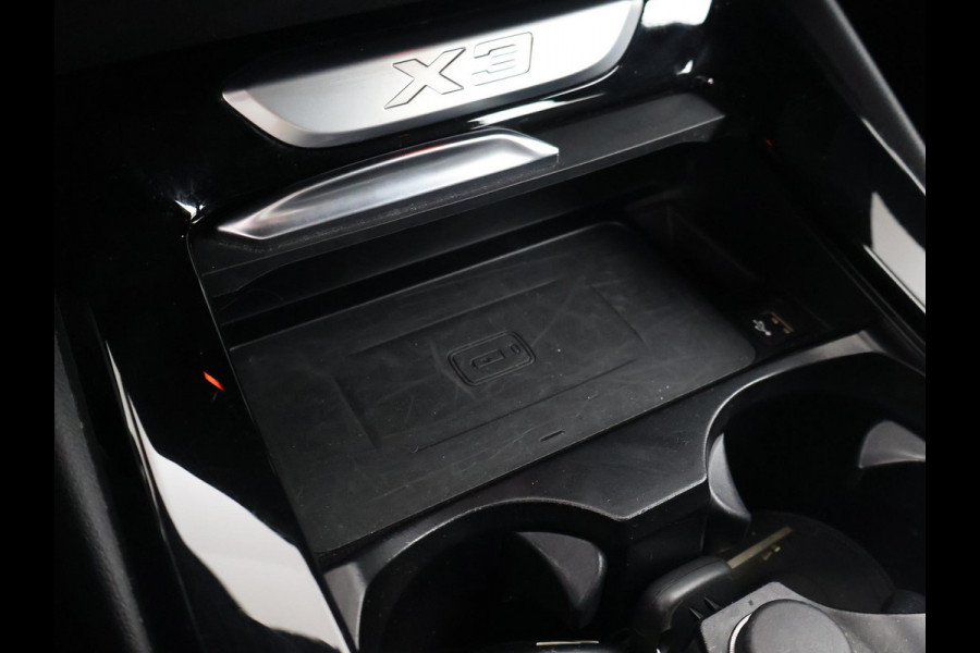 BMW X3 xDrive20i 184 PK M-SPORT H.E. EDITION + HEAD-UP | SFEERVERL. | CARPLAY | LEDER | CAMERA | 19 INCH