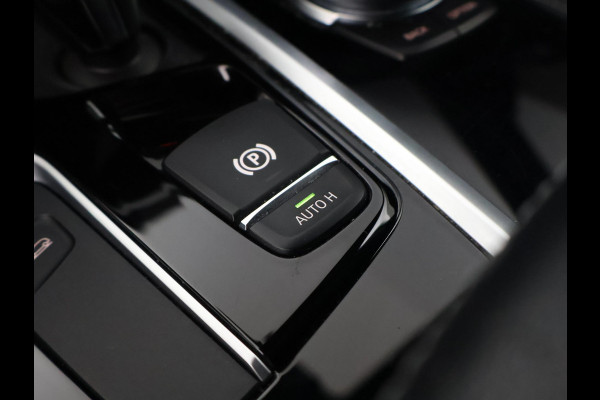 BMW X3 xDrive20i 184 PK M-SPORT H.E. EDITION + HEAD-UP | SFEERVERL. | CARPLAY | LEDER | CAMERA | 19 INCH