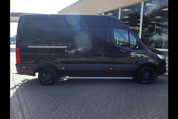 Mercedes-Benz Sprinter 319 3.0 CDI V6 190 PK AUT. L2H2 + 2 SCHUIFDEUREN | 3500 KG TREKHAAK | BREEDBEELD MBUX NAVIGATIE