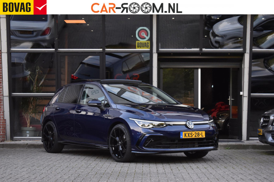Volkswagen Golf 1.5 eTSI R-Line Pano Massage Camera Trekhaak 19"