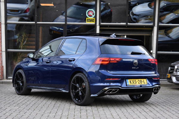 Volkswagen Golf 1.5 eTSI R-Line Pano Massage Camera Trekhaak 19"