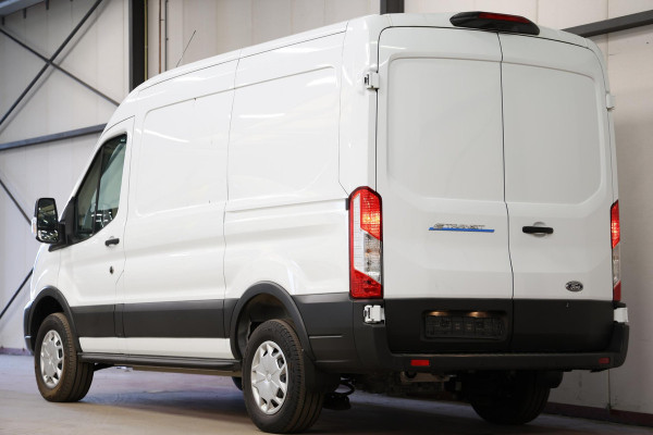 Ford E-Transit 350 L2H2 Trend 68 kWh ON BOARD POWER