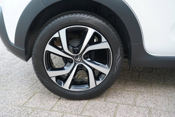 Citroën C3 1.2 PureTech Shine | Prijs rijklaar incl. 12 mnd garantie | Navi Lmv Camera Apple Carplay / Android auto Bluetooth