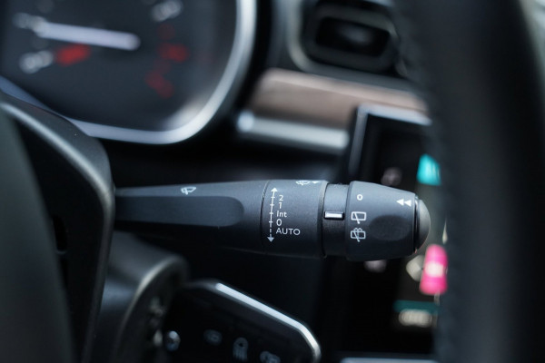 Citroën C3 1.2 PureTech Shine | Prijs rijklaar incl. 12 mnd garantie | Navi Lmv Camera Apple Carplay / Android auto Bluetooth