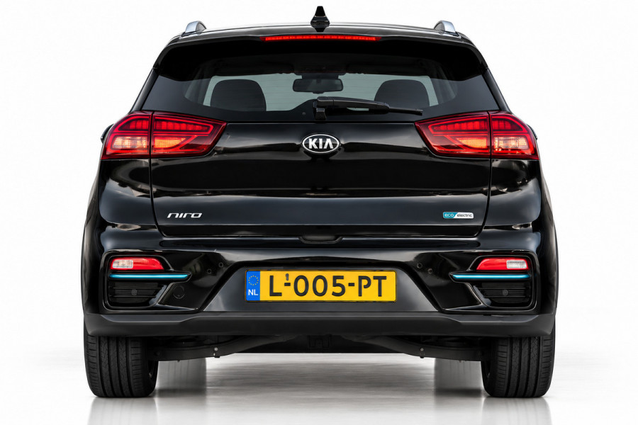 Kia e-Niro ComfortLine 64 kWh | SOH 97.6% | DEALER ONDERHOUDEN | NAP | APPLE CARPLAY | ANDROID AUTO