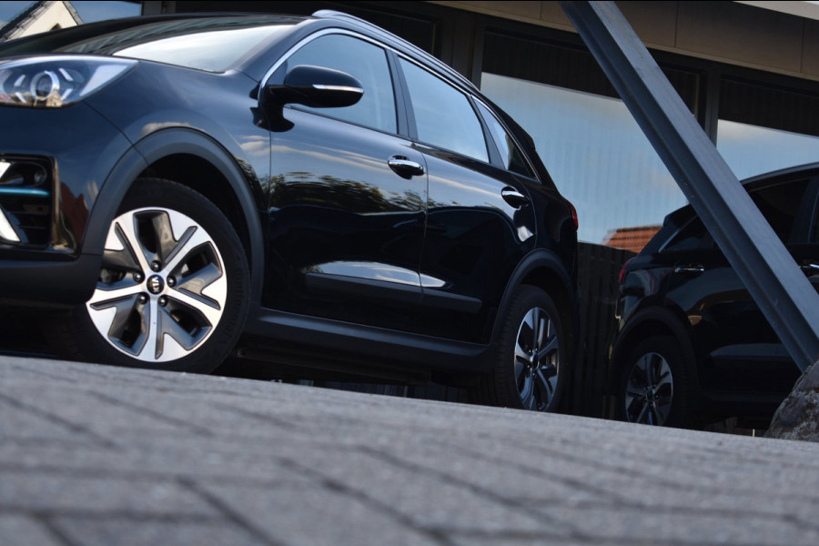 Kia e-Niro ComfortLine 64 kWh | SOH 97.6% | DEALER ONDERHOUDEN | NAP | APPLE CARPLAY | ANDROID AUTO
