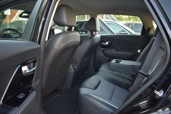 Kia e-Niro ComfortLine 64 kWh | SOH 97.6% | DEALER ONDERHOUDEN | NAP | APPLE CARPLAY | ANDROID AUTO