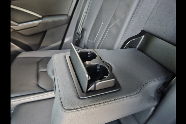 Audi Q3 35 TFSI S-Line! Camera! Automaat! Carplay! LED! NAP! Mooie/Nette Auto! Leer!