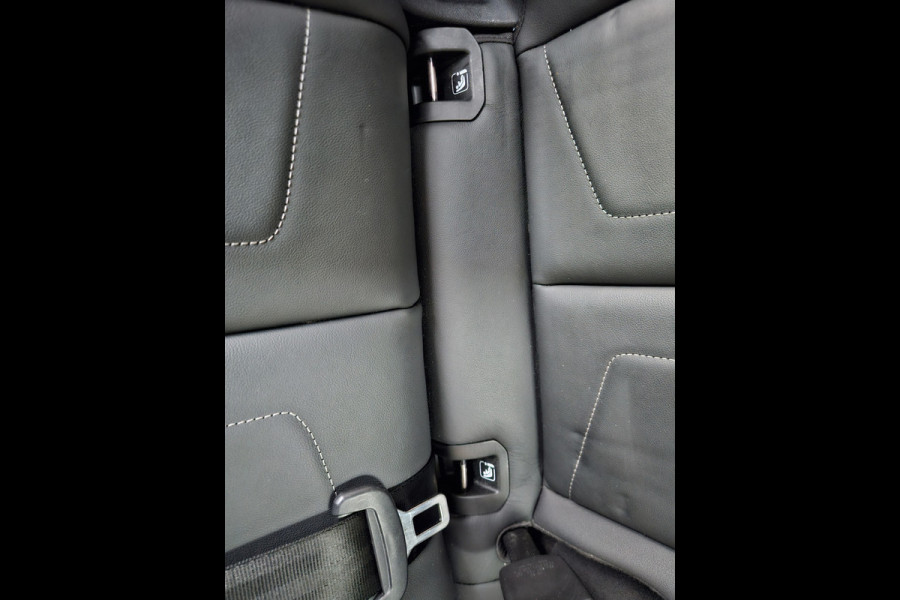Audi Q3 35 TFSI S-Line! Camera! Automaat! Carplay! LED! NAP! Mooie/Nette Auto! Leer!
