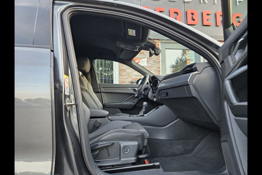 Audi Q3 35 TFSI S-Line! Camera! Automaat! Carplay! LED! NAP! Mooie/Nette Auto! Leer!