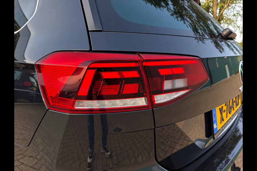 Volkswagen Passat Variant 1.4 TSI PHEV GTE Business | SOH 89% | Ergo Active | Camera | Trekhaak