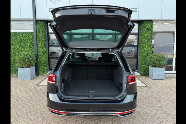 Volkswagen Passat Variant 1.4 TSI PHEV GTE Business | SOH 89% | Ergo Active | Camera | Trekhaak