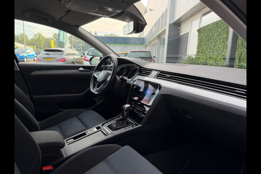 Volkswagen Passat Variant 1.4 TSI PHEV GTE Business | SOH 89% | Ergo Active | Camera | Trekhaak