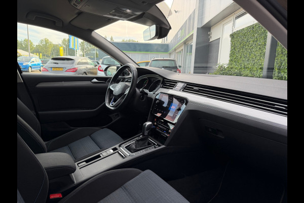 Volkswagen Passat Variant 1.4 TSI PHEV GTE Business | SOH 89% | Ergo Active | Camera | Trekhaak