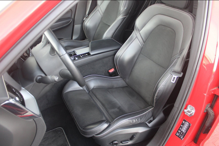 Volvo XC60 2.0 T6 AWD R 310pk | Pano | HK | 360 | ACC | HUD | Elek. Trekhaak