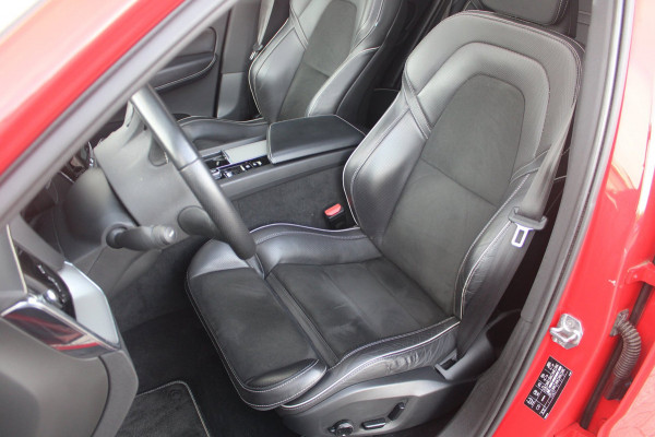 Volvo XC60 2.0 T6 AWD R 310pk | Pano | HK | 360 | ACC | HUD | Elek. Trekhaak