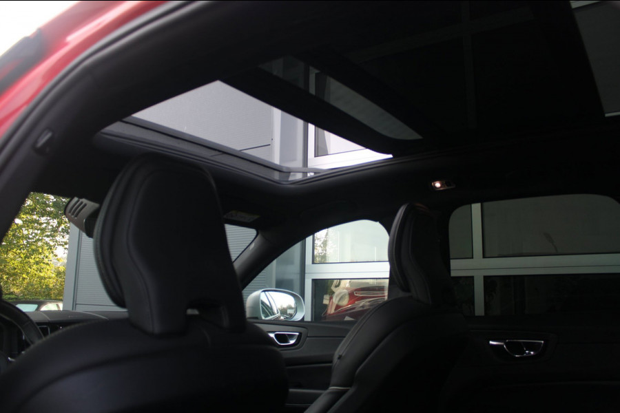 Volvo XC60 2.0 T6 AWD R 310pk | Pano | HK | 360 | ACC | HUD | Elek. Trekhaak