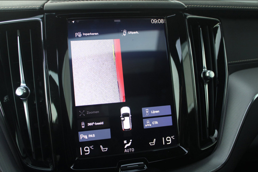 Volvo XC60 2.0 T6 AWD R 310pk | Pano | HK | 360 | ACC | HUD | Elek. Trekhaak