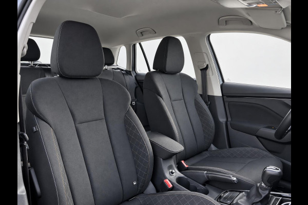 Škoda Kamiq 1.0 TSI 110pk DSG Ambition Navigatie Apple CarPlay Android Auto Parkeerhulp achter Adaptive Cruise Control Stoelverwarming Airco Lichtmetalen velgen