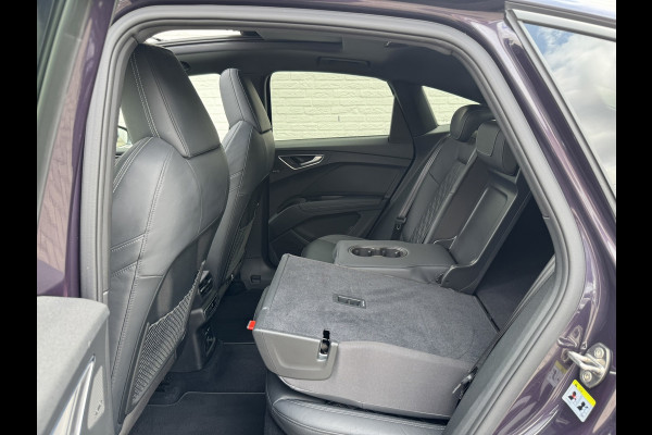 Audi Q4 Sportback e-tron 40 S-line Competition SOH 91% Pano dak Blokjes leder Sonos 21 inch + all season