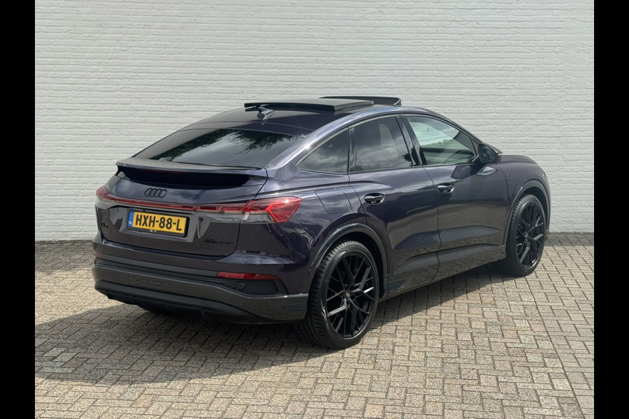 Audi Q4 Sportback e-tron 40 S-line Competition SOH 91% Pano dak Blokjes leder Sonos 21 inch + all season