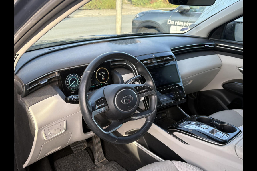 Hyundai Tucson 1.6 T-GDI PHEV Premium Sky 4WD | trekhaak | Panoramadak | Stoelkoeling/ventilatie | Adaptive cruise control | Bestuurdersstoel Met Geheugen