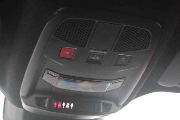 Alfa Romeo junior 1.2 145PK AUTOMAAT Hybrid IBRIDA TI | TECHNO PACK: (LED MATRIX KOPLAMPEN, DRAADLOZE TELEFOONLADER, DODEHOEK DETECTIE, PARKEERSENSOREN VOOR ACHTER EN ZIJKANT, NAVIGATIE, ELEKTRISCH BEDIENBARE ACHTERKLEP, KEYLESS ENTRY, ADAPTIVE CRUISE CONTROL, ACHTERUITRIJ CAMERA) | PACK TI: (ELEKTRISCH BEDIENBARE BESTUUDERSSTOEL, VERKEERSBORDEN WEERGAVE, GETINTE ACHTERRUITEN, SFEER VERLICHTING, GLANZEND ZWARTE BODYKIT, 10,25" TOUCHSCREEN, LEDEREN STUURWIEL, VERSTELBARE KOFFERVLOER OP 3 NIVEAUS) | 18" LICHTMETALEN VELGEN "FORI" | DRAADLOZE APPLE CARPLAY/ANDROID AUTO | MASSAGE FUNCTIE OP