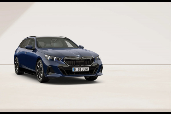 BMW i5 Touring eDrive40 - M-Sport Pro - Pano - Onderstel Prof - Trekhaak - Bowers & Wilkins