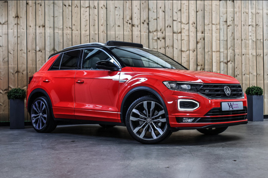 Volkswagen T-Roc 1.5 TSI 3X R-Line *Pano*Camera*Virtual*Trekhaak*