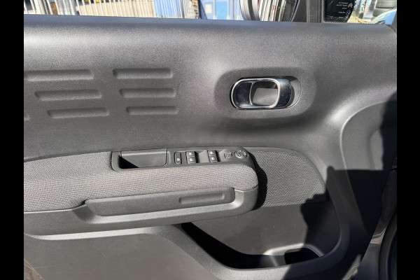Citroën C3 Aircross 1.2 PureTech Plus 16"/Stoelverwarming/PDC/Apple Carplay & Android Auto/Climate/Cruise